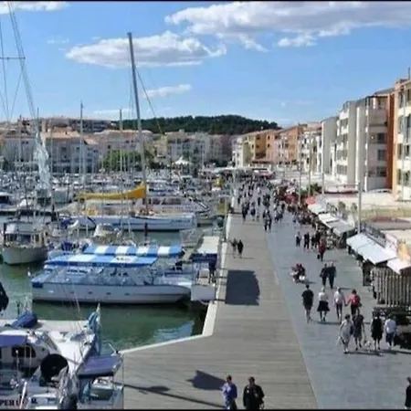 Appartement Emplacement Ideal ! Vue Port Plages A Pied ! Agde