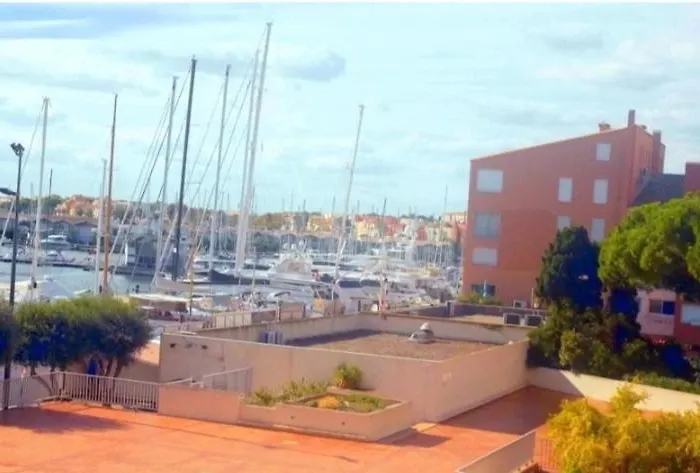 Appartement Emplacement Ideal ! Vue Port Plages A Pied ! Agde