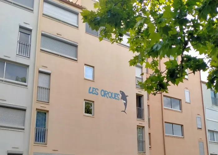 Appartement Emplacement Ideal ! Vue Port Plages A Pied ! *