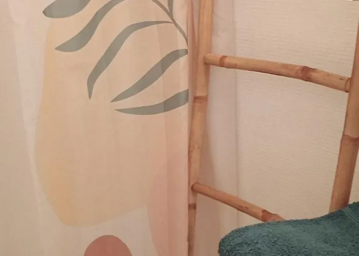 Emplacement Ideal ! Vue Port Plages A Pied ! Agde